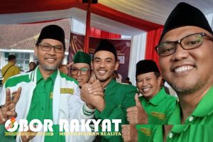 Jawaban Kyai Salwa Dalam Proses Pengajuan Pemberhentian Ahmadi Terkait dengan adanya proses memberhentikan Ahmadi sebagai Pengurus Harian PPP Bondowoso,