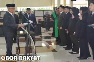 Bupati Salwa Arifin, Lantik Ratusan PNS Jabatan Fungsional di Lingkungan Pemkab Bondowoso