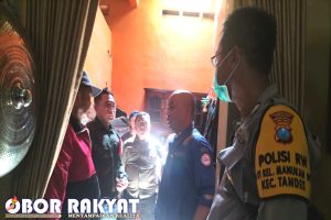 Diduga Depresi Atas Perceraian Anaknya, Warga Manukan Wetan Nekat Gantung Diri