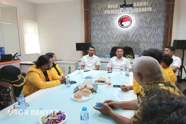Dalam mendukung program Kampung bebas Narkoba yang saat ini digalakan Polrestabes Surabaya mendapat dukungan dari Universitas Yos Soedarso, dalam hal itu Ichwan Bagus Airlangga, selaku wakil rektor mengharapkan penyuluhan tak hanya di kampung kampung, melainkan juga terjadi di Kampus-Kampus, Rabu (20/9/2023).