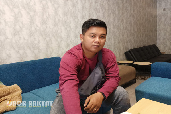Mendapat pelayanan yang memuaskan pasti di harapkan semua Customer. Namun itu semua tidak terjadi pada Khoirul, pasalnya ia kecewa lantaran 1 (satu) Bulan tak kunjung kelar.