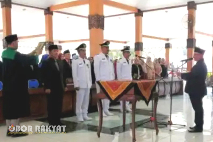 Situbondo,Obor Rakyat - Puluhan ASN di lingkungan Pemerintah Kabupaten (Pemkab) Situbondo dirotasi dan dimutasi.