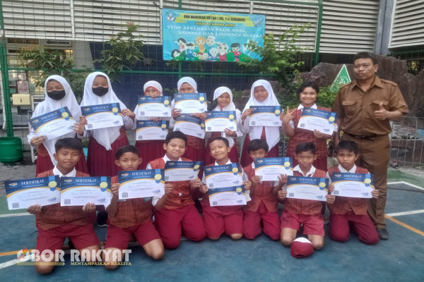 Surabaya, Obor Rakyat - Dalam rangka ajang Olimpiade Kompetisi Nasional (OMNAS) ke-13, SDN Manukan Wetan l/114 berangkatkan 119 murid didiknya. Tak ketercuali, kelas 5C juga turut ramaikan untuk perebutan babak penyisihan Kota Surabaya.