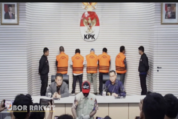 Jakarta, Obor Rakyat - Komisi Pemberantasan Korupsi (KPK), telah menetapkan lima tersangka pada operasi tangkap tangan (OTT) di Kalimantan Timur.