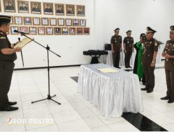 Kejari Kabupaten Probolinggo Lakukan Sertijab, Dua Kasi Diganti