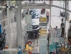 Ditinggal Belanja di Minimarket, Motor Warga Ambengan Wilayah Hukum Polsek Bubutan Raib, Aksinya Terekam CCTV