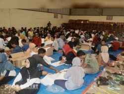 Pj Bupati Bondowoso Pantau Kegiatan Penyortiran dan Pelipatan Surat Suara Pemilu 2024