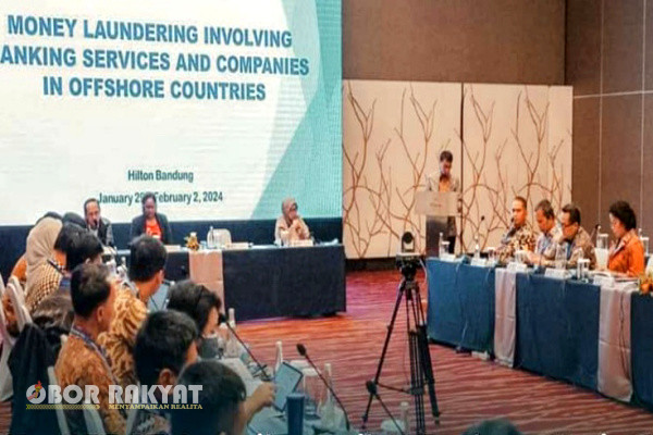 Bandung, Obor Rakyat - Komisi Pemberantasan Korupsi (KPK) dan Overseas Prosecutorial Development Assistance and Training (OPDAT) Amerika Serikat, menyelenggarakan lokakarya mengenai modus operandi korupsi lewat Tindak Pidana Pencucian Uang (TPPU).