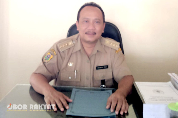 Bondowoso, Obor Rakyat - Selain dikawal ketat oleh aparat kepolisian dari sektor Maesan Polres Bondowoso dan jajaran anggota Koramil 07/Maesan Kodim 0822 Bondowoso, penggeseran logistik pemilu tahun 2024 dari Panitia Pemilihan Kecamatan (PPK) ke Panitia Pemungutan Suara (PPS) juga diawasi oleh Panwaslu Kecamatan Maesan beserta Pengawas Kelurahan Desa (PKD) dan Pengawas Tempat Pemungutan Suara (PTPS).