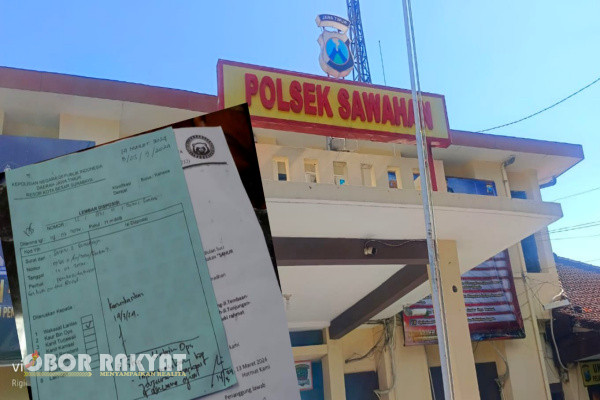 Surabaya, Obor Rakyat - Siswa SMKN di Surabaya kecewa lantaran giat Saur On The Road di bubarkan oleh petugas Kepolisian Sektor (Polsek) Sawahan, Polrestabes Surabaya.