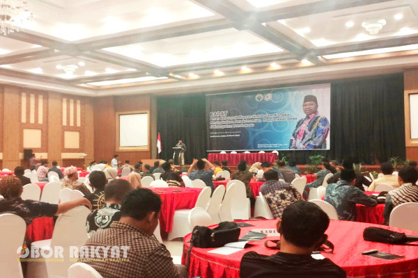 Bondowoso, Obor Rakyat - Sekretaris Badan Pengembangan Sumber Daya Manusia dan Pemberdayaan Masyarakat Desa, Daerah Tertinggal, dan Transmigrasi (BPSDM PMDDTT) Kementerian Desa Pembangunan Daerah Tertinggal dan Transmigrasi Republik Indonesia (Kemendes PDTT RI), Muhammad Asnawi Sabil, hadir di Kabupaten Bondowoso, Provinsi Jawa Timur, dalam rangka memaksimalkan peran kelompok masyarakat (Pokmas) guna meningkatkan perekonomian masyarakat Desa.