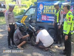 Mudik Lebaran, Polisi di Situbondo Siapkan Layanan Patroli Tambal Ban Gratis di Jalur Hutan Baluran