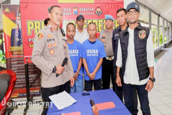 Surabaya, Obor Rakyat - Unit Reskrim Polsek Bubutan, Polrestabes Surabaya berhasil amankan dua pelaku Curanmor. Dalam penangkapan pelaku berusaha kabur dan akhirnya dihadiahi tembakan pada kakinya.