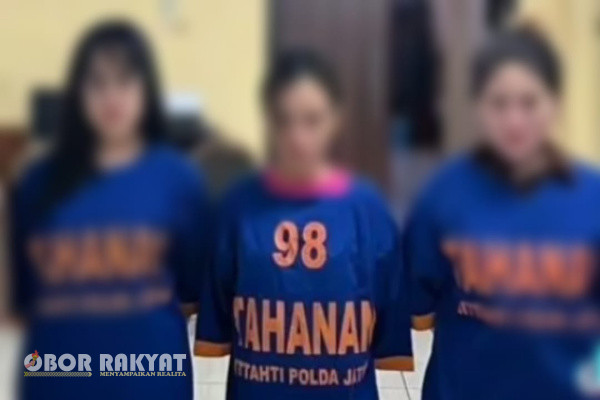 Surabaya, Obor Rakyat – Subdit Renakta Direktorat Reserse Kriminal Umum (Ditreskrimum) Polda Jatim, berhasil mengungkap tindak pidana penipuan dan penggelapan yang dilakukan oleh tiga orang wanita dari CV Cuan Grub. Yakni, AD, MR, dan RF.