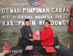 Kali Pertama, H. Fauzi Mendaftar ke DPC PDI Perjuangan Sebagai Bacabup Bondowoso
