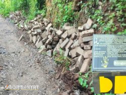 Jalan Paving Block PISEW 2023 di Desa Sumber Kokap Bondowoso Amblas, Kades: Akan Diperbaiki 