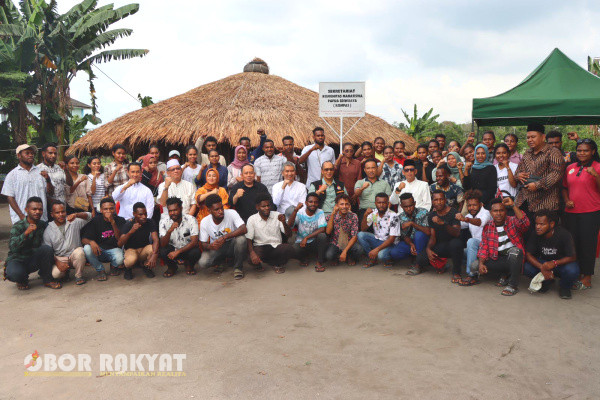Jakarta, Obor Rakyat - Kapolda Sumatera Selatan, A. Rachmad Wibowo, S.IK, mengadakan silaturahmi dan halalbihalal dengan mahasiswa KOMPAS (Komunitas Mahasiswa Papua Sriwijaya) di sekretariat KOMPAS Universitas Sriwijaya, Indralaya.