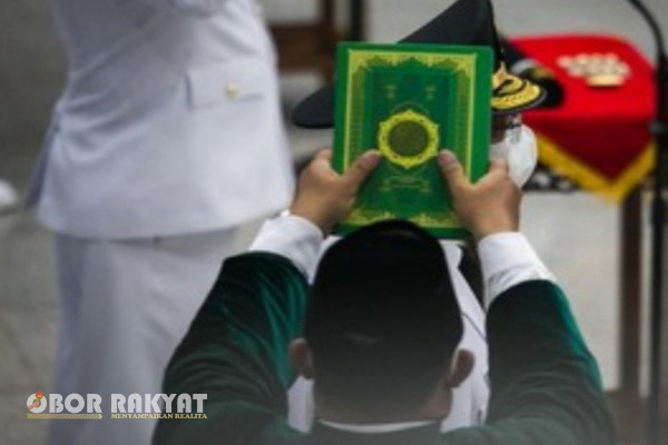 Jakarta, Obor Rakyat - Menteri Dalam Negeri (Mendagri) Tito Karnavian melakukan pergantian sejumlah Penjabat (Pj) Gubernur, diantaranya Sumatera Selatan (Sumsel) Sumatera Utara (Sumut) dan Nusa Tenggara Barat (NTB).