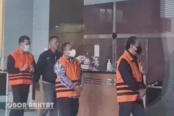 Jakarta, Obor Rakyat - Eks Sekretaris Utama Badan Pencarian dan Pertolongan Nasional (Basarnas), Max Ruland Boseke menyatakan mundur dari Kepala Badan Penanggulangan Bencana (Baguna) Pusat PDI Perjuangan.