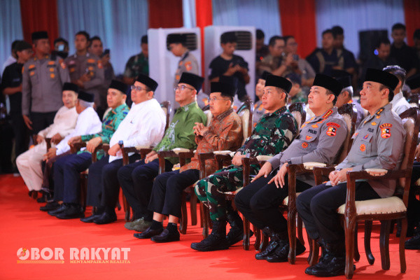 Jakarta, Obor Rakyat - Kepolisian Negara Republik Indonesia (Polri) dalam menyambut HUT ke-78 Bhayangkara menggelar doa bersama lintas agama di Lapangan Bhayangkara Mabes Polri, Jumat (28/6/2024) malam.