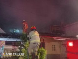 Diduga korsleting Listrik, Rumah Warga Balongsari Tama Terbakar