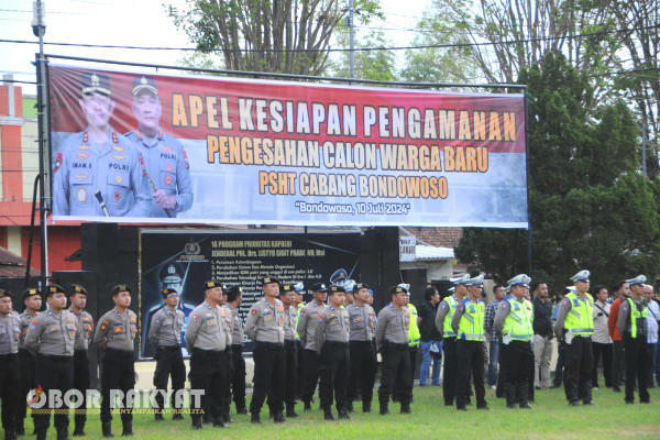 Bondowoso, Obor Rakyat - Kepolisian Resor (Polres) Bondowoso, Polda Jawa Timur, gelar apel kesiapan Pengamanan Pengesahan PSHT Cabang Bondowoso.