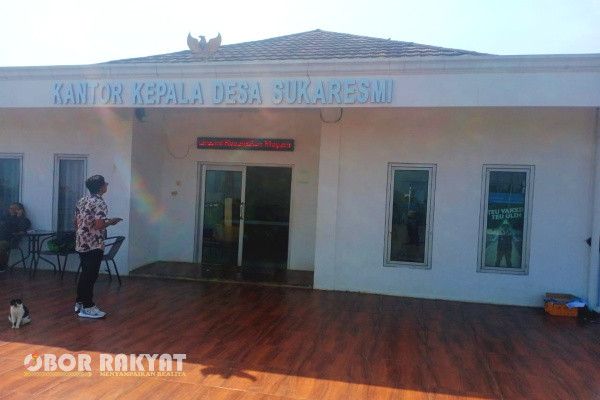 Bogor, Obor Rakyat - Sejumlah Wartawan dan organisasi pers di Bogor mengecam keras tindakan seorang oknum Sekdes Sukaresmi.