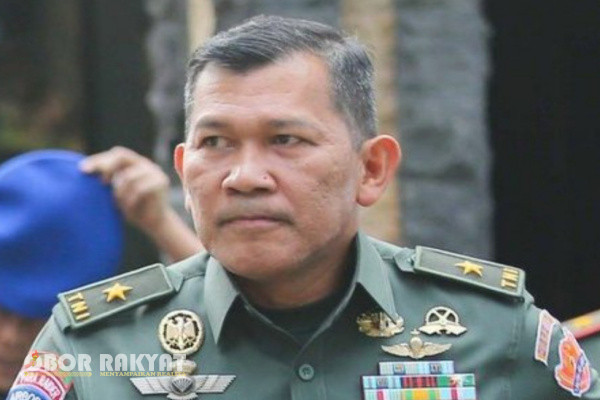 Jakarta, Obor Rakyat - Tentara Nasional Indonesia Angkatan Darat (TNI AD) mendukung aksi pelaporan yang dilakukan pihak keluarga korban Rico Sempurna Pasaribu (RSP) terhadap Koptu HB ke Pusat Polisi Militer Angkatan Darat (Puspomad) Jakarta, Jumat (12/7/2024).