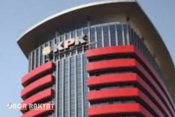 Jakarta, Obor Rakyat - Tim penyidik Komisi Pemberantasan Korupsi (KPK), memanggil seorang dosen pada Fakultas Teknologi Kelautan (FTK) Institut Teknologi Sepuluh Nopember (ITS) Surabaya.