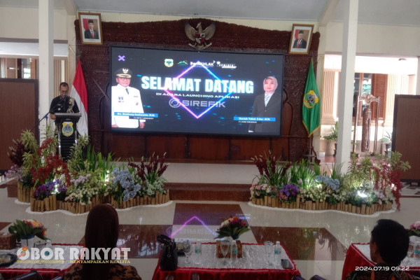 Bondowoso, Obor Rakyat – Pemerintah Kabupaten (Pemkab) Bondowoso, Provinsi Jawa Timur, me-launching aplikasi sistem informasi kearsipan dinamis terintegrasi (Si Refik), yang merupakan platform digital untuk memantau seluruh progres realisasi penggunaan anggaran di berbagai program, baik fisik maupun non fisik.