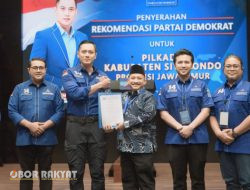 Demokrat Serahkan Rekomendasi ke Bupati Karna Suswandi di Pilkada Situbondo