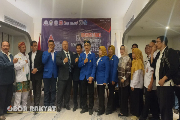 Jakarta, Obor Rakyat - Direktur Perlindungan Kebudayaan Kemendikbudristek, Judi Wahjudin, S. S., M. Hum., sampaikan pidato inspiratif mengenai pentingnya memelihara dan mengembangkan warisan budaya bangsa.