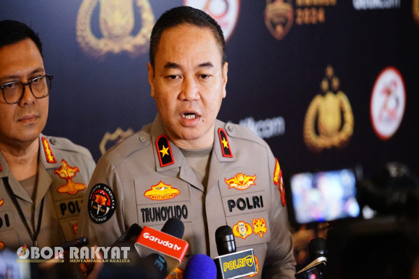 Jakarta, Obor Rakyat - Kepala Kepolisian Negara Republik Indonesia (Kapolri) Jenderal Listyo Sigit Prabowo melakukan mutasi dan rotasi 157 perwira tinggi (pati) dan perwira menengah (pamen).