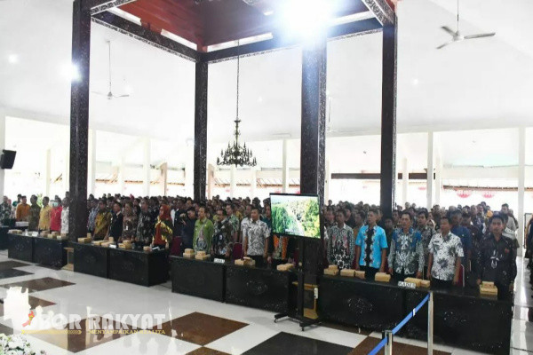 Bondowoso, Obor Rakyat - Pemerintah Kabupaten (Pemkab) Bondowoso menggelar rapat koordinasi (rakor) pembinaan dan pengawasan penyelenggaraan Pemerintah Desa Tahun 2024, yang berlangsung di pendopo Raden Bagus Asra, Kamis (1/8/2024).