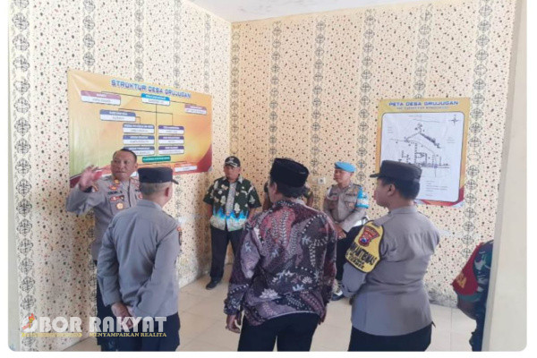 Bondowoso, Obor Rakyat - Tepatnya pada hari Senin tanggal 11 Agustus 2024 merupakan saat yang dinanti - nanti oleh Tiga Pilar Desa Sumberkokap, Kecamatan Taman Krocok, Kabupaten Bondowoso, akhirnya telah tiba dengan hasil sesuai harapan kita bersama, dimana berdasarkan hasil penilaian tim pusat Lomba Anugerah Patriot Jawi Wetan (APJW) II Provinsi Jawa Timur, Desa Sumberkokap dinyatakan Lolos Verifikasi 3 desa Terbaik dari Kabupaten Bondowoso bersama 114 desa lainnya se-Jawa Timur.