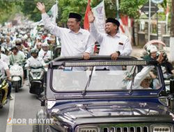 Datang Naik Jepp, Pasangan Ra Hamid-Ra As’ad Resmi Daftar Pilkada 2024 di KPU Bondowoso