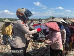 Peringati Hari Jadi ke -76 Polwan, Polres Jember Salurkan Bantuan Sosial di TPA