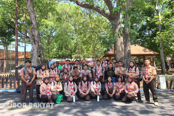 Bondowoso, Obor Rakyat - Perum Perhutani Kesatuan Pemangkuan Hutan (KPH) Bondowoso, hadir untuk menunjang program pemerintah dalam rangka mencerdaskan kehidupan Bangsa, dalam hal ini generasi penerus khususnya bidang kehutanan melalui Pendidikan informal dalam wadah Gerakan Pramuka Satuan Karya (SAKA) Wanabakti yang bergerak dalam bidang cinta kehutanan dan lingkungan hidup ini terselenggara berdasarkan Keputusan bersama antara Departemen Kehutanan Republik Indonesia dan Kwartir Nasional Gerakan Pramuka yang ditandatangani pada tanggal 27 Oktober 1983 di Jakarta.