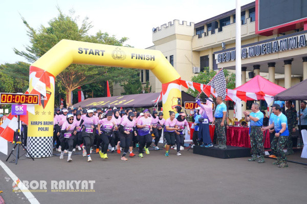 Depok, Obor Rakyat - Memperingati Hari Jadi Polisi Wanita Ke-76 Tahun 2024, Polwan Korps Brimob Polri telah selesai menggelar kompetisi "Srikandi Brimob Competition 2024" yang berlangsung di Mako Brimob Kelapadua, Cimanggis, Depok, Jawa Barat, Pada Sabtu (14/9/2024).