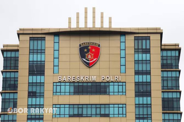 Jakarta, Obor Rakyat - Direktorat Tindak Pidana Narkoba Bareskrim Polri berhasil menyita sejumlah aset milik terpidana narkoba Hendra Sabarudin sebesar Rp221 miliar dari kasus tindak pidana pencucian uang (TPPU).