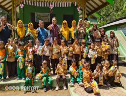 Ketua IIK, Kunjungan ke TK Tunas Rimba Binaan Perum Perhutani Bondowoso