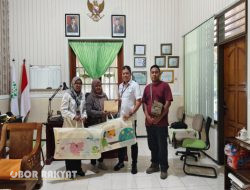 Peduli Terhadap Dunia Pendidikan, PT BSI Serahkan Dana CSR/TJSL Untuk TK Tunas Rimba di Perhutani Bondowoso 