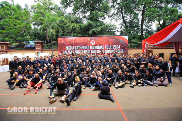 Jakarta, Obor Rakyat - Divisi Humas Polri mengadakan media gathering dengan para jurnalis yang sehari-hari melakukan peliputan di Mabes Polri, Sabtu (12/10/2024). 