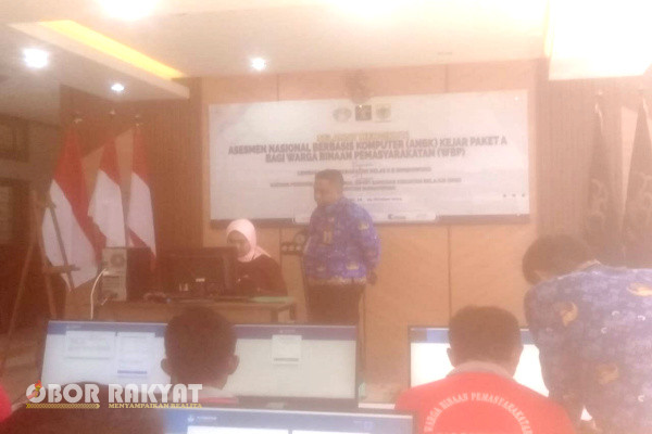 Bondowoso, Obor Rakyat - Lembaga Pemasyarakatan (Lapas) IIB Bondowoso menggelar kejar paket A untuk para Narapidana.