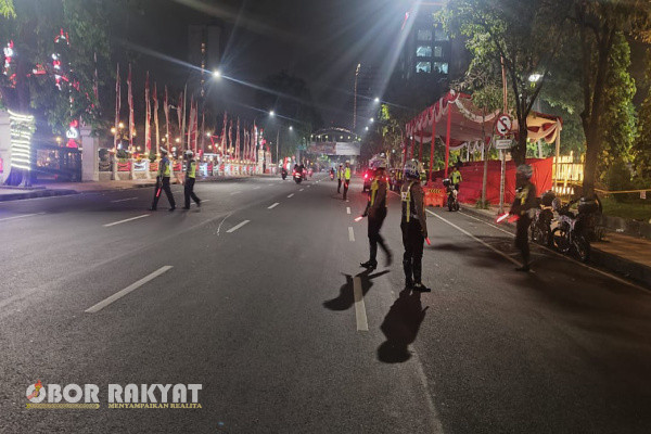 Surabaya, Obor Rakyat - Dalam memelihara serta menjaga situasi wilayah hukumnya, Polrestabes Surabaya, melalui Satlantas melakukan giat Ops Cipta Kondisi (Cipkon).