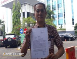 Terkesan Tak Serius Tangani Kasus “Pungli” PTSL di Desa Trosobo, Kejari Sidoarjo Dilaporkan ke Kejati Jatim 