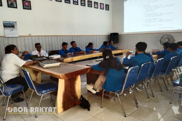 Bondowoso, Obor Rakyat - Mencari, mengasah dan meningkatkan ilmu pengetahuan merupakan satu keharusan bagi generasi muda untuk meraih dan mencapai sabuah kemandirian dimasa depan.