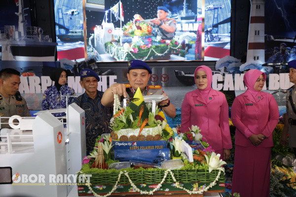 Surabaya, Obor Rakyat - Direktorat Polisi Perairan dan Udara (Ditpolairud) Kepolisian Daerah Jawa Timur (Polda Jatim), menggelar tasyakuran dalam rangka HUT Polairud ke-74 tahun 2024.