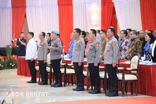 Jakarta, Obor Rakyat - Kapolri Jenderal Pol. Listyo Sigit Prabowo menghadiri acara peluncuran buku pendidikan antikorupsi yang disusun oleh Satgassus Pencegahan Tipikor Polri.