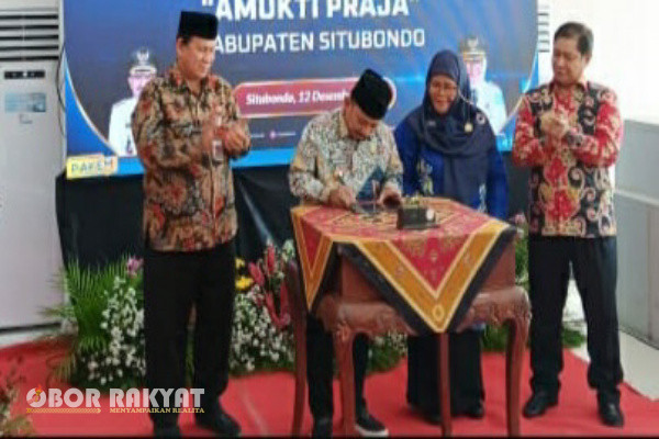 Situbondo, Obor Rakyat - Menteri Pendayagunaan Aparatur Negara dan Reformasi Birokrasi Republik Indonesia (PAN-RB), Rini Widyanti meresmikan secara serentak 42 Mal Pelayanan Publik (MPP) kabupaten/kota dari berbagai daerah di Indonesia, termasuk Kabupaten Situbondo, Jawa Timur.